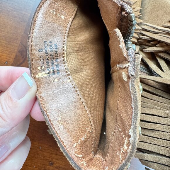 Minnetonka Beige Suede Fringe Ankle Boot - Picture 11 of 12